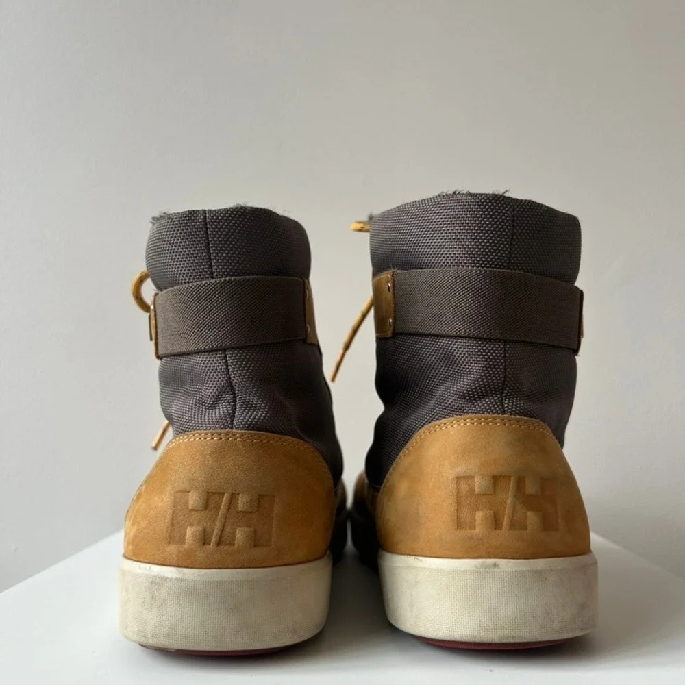 Helly Hansen Waterproof Boots Stockholm Winter 11 Wheat Bungee Cord High Top